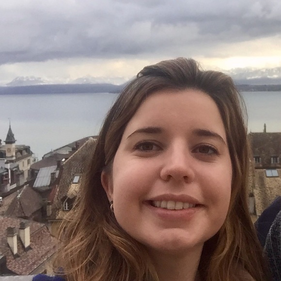 Meet your Posher, Ellie - Picture 1 of 1